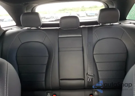 2020 Mercedes-Benz Glc 300 from USA, damaged, VIN W1N0G8DB8LF856257